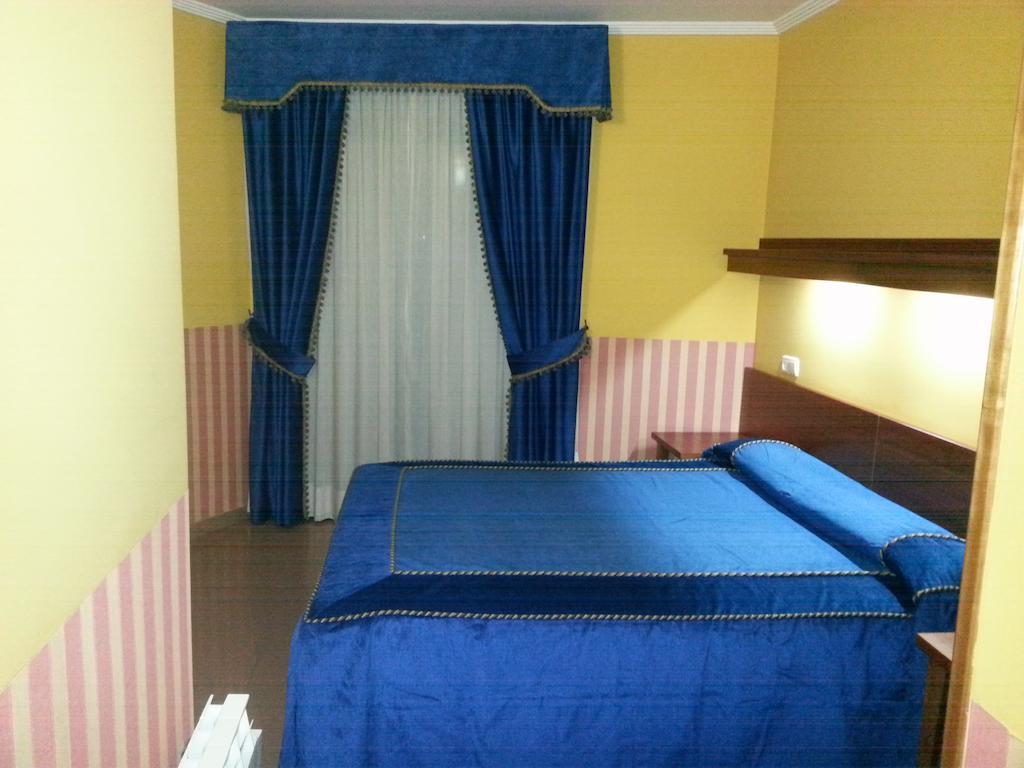 Hostal Prickly Villacanas Zimmer foto